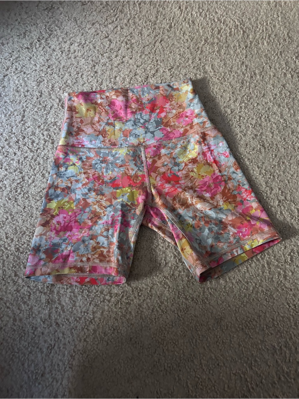 Lululemon Align Size 2 High-Waist Floral Bike Shorts – Pink Multi